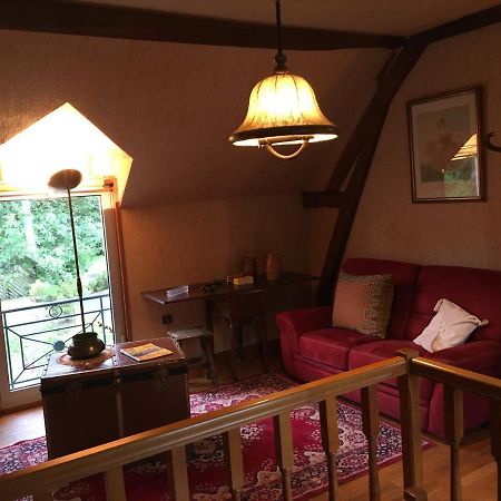 La Maison De Lucie Veuil Zewnętrze zdjęcie