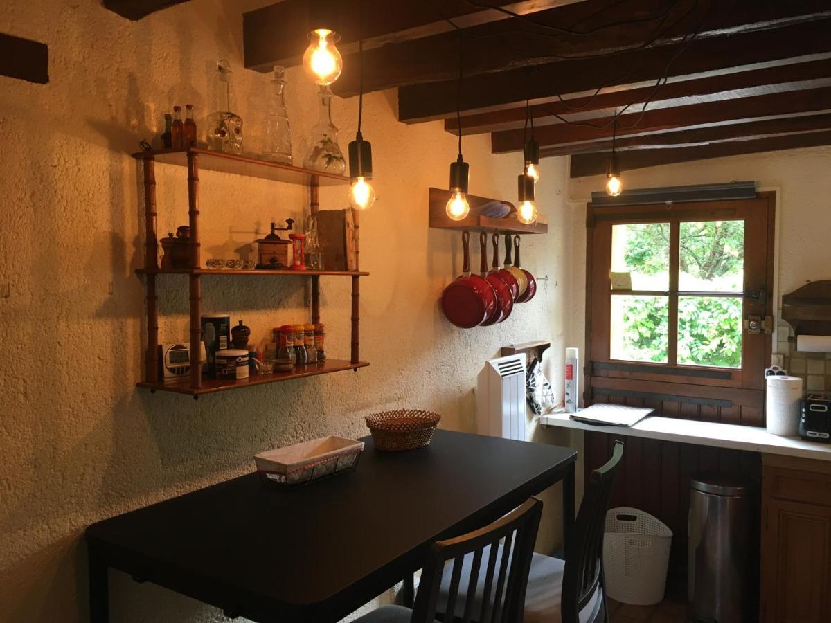 La Maison De Lucie Veuil Zewnętrze zdjęcie