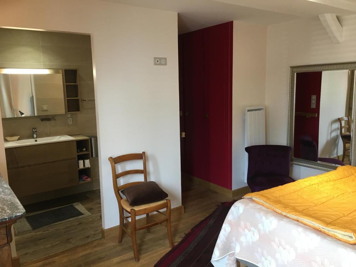 La Maison De Lucie Veuil Zewnętrze zdjęcie